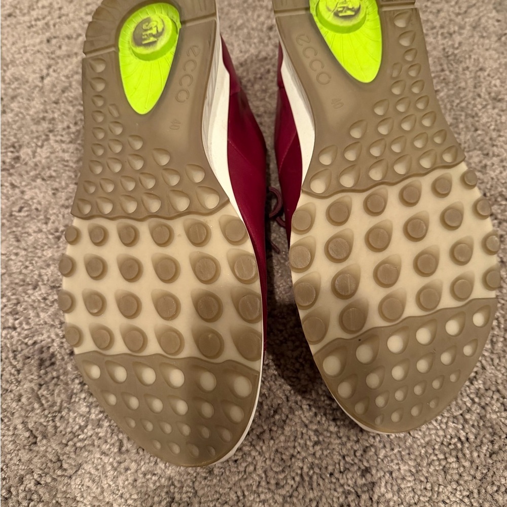 Women’s Ecco ST.1 Burgundy/Red Leather Sneakers with Side Zip - Picture 3 of 5
